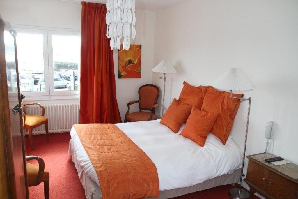 Hotel Le Suroit Perros-Guirec Habitación foto